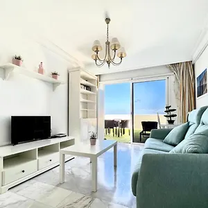 https://buenavista-top-floor-penthouse.in-canary-islands.com